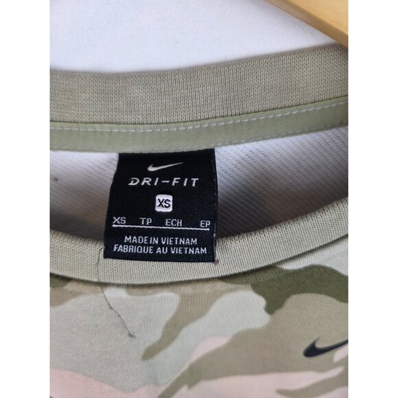 Nike Women's Sweatshirt Size XS Green Camouflage Dri-Fit Cropped Top Long Sleeve - Picture 8 of 11